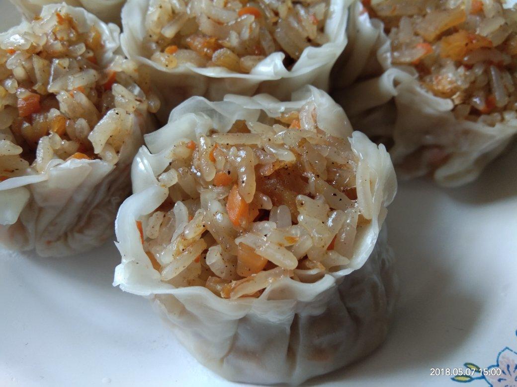 饺子皮咸蛋黄烧麦