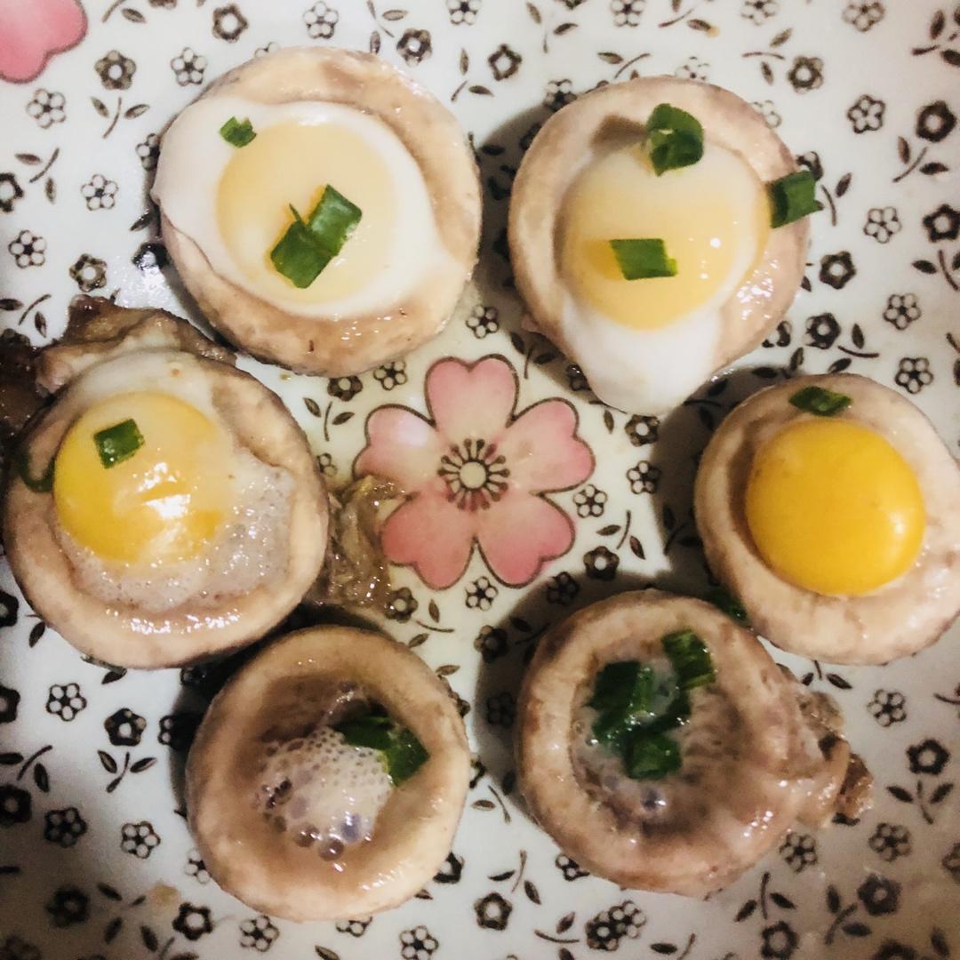 蘑菇鹌鹑蛋遇上黄油～(￣▽￣～)~一口爆汁、鲜味十足