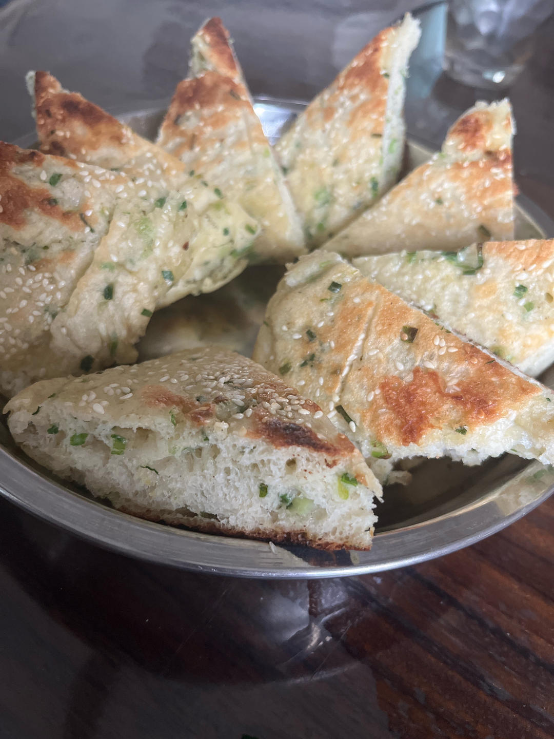 手不沾面做发面大饼