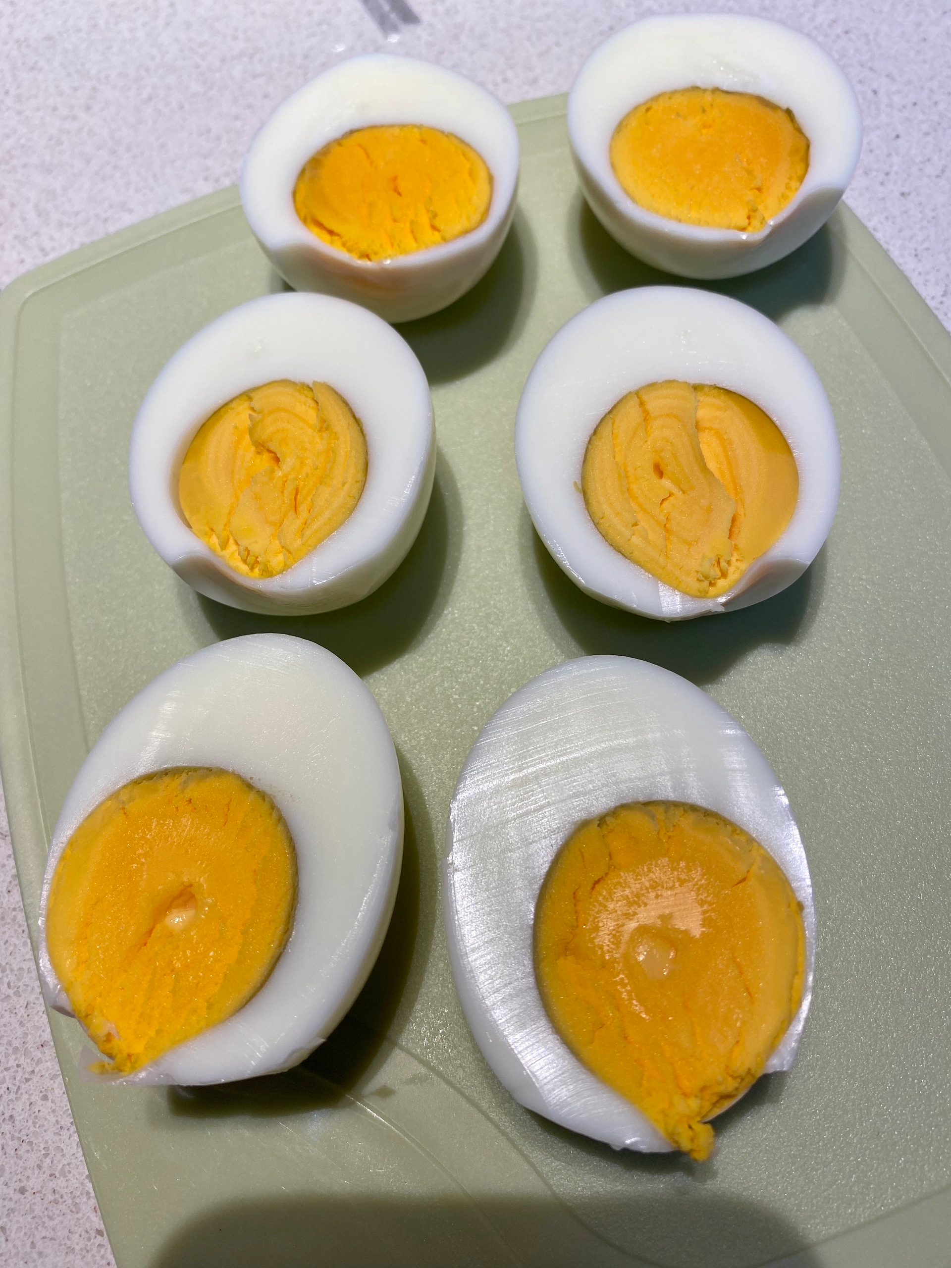 简单好吃的鸡蛋沙拉的做法 步骤2