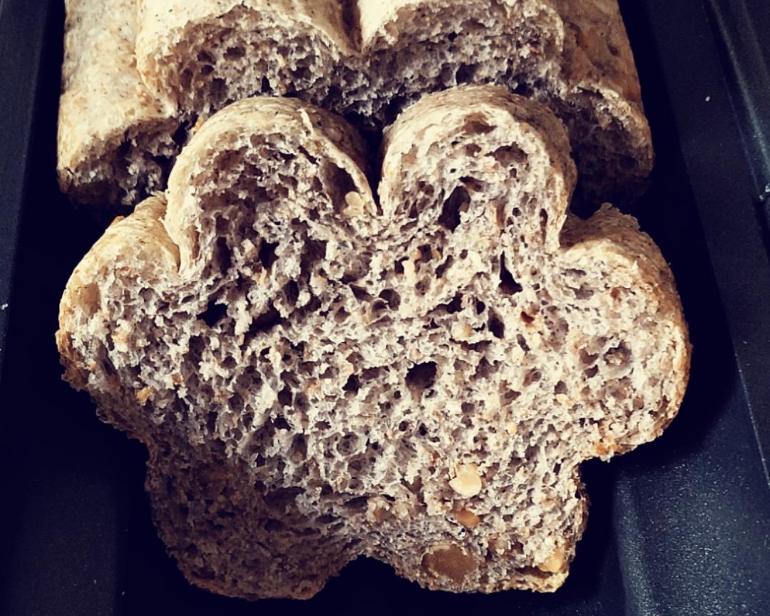 全麦核桃吐司(低糖低脂无蛋)的做法