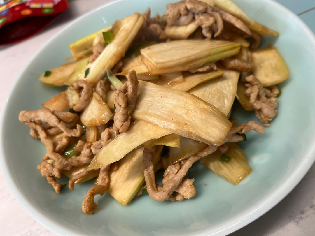 茭白炒肉片