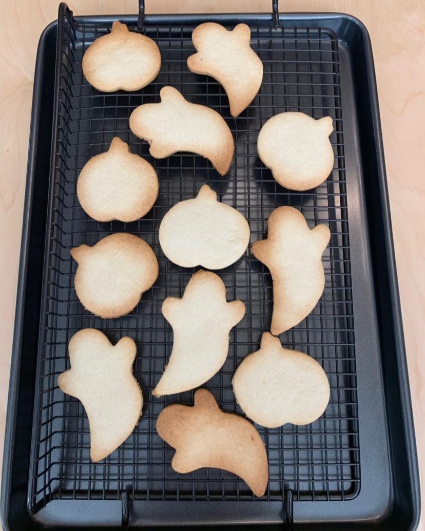 超简单！好吃又平整的糖霜饼干底的做法（附贴心小提示哦）