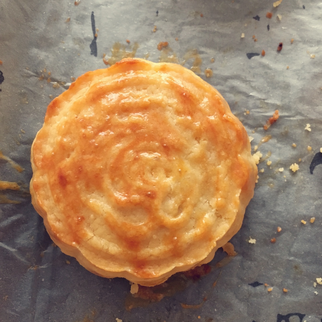 半岛酒店奶黄月饼——号称月饼界的劳斯莱斯