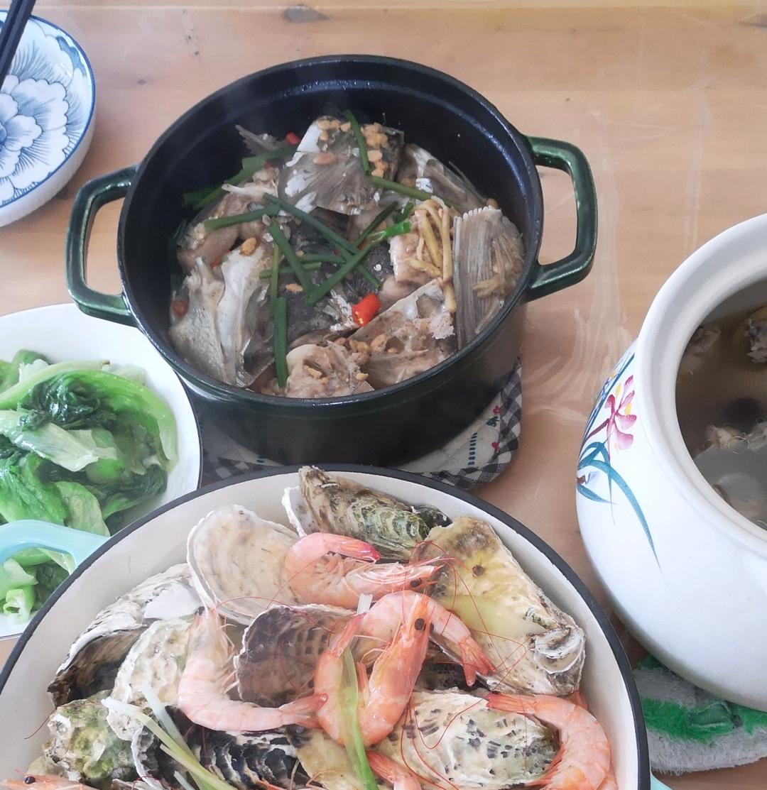 不煎不炸、软软嫩嫩酱烧吮指鱼头