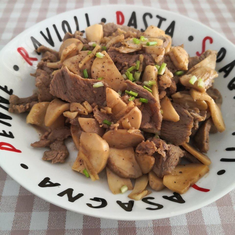 杏鲍菇炒牛肉