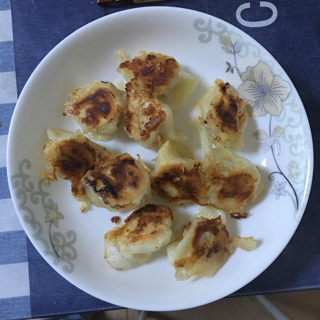 我是一份煎饺（生煎速冻饺）