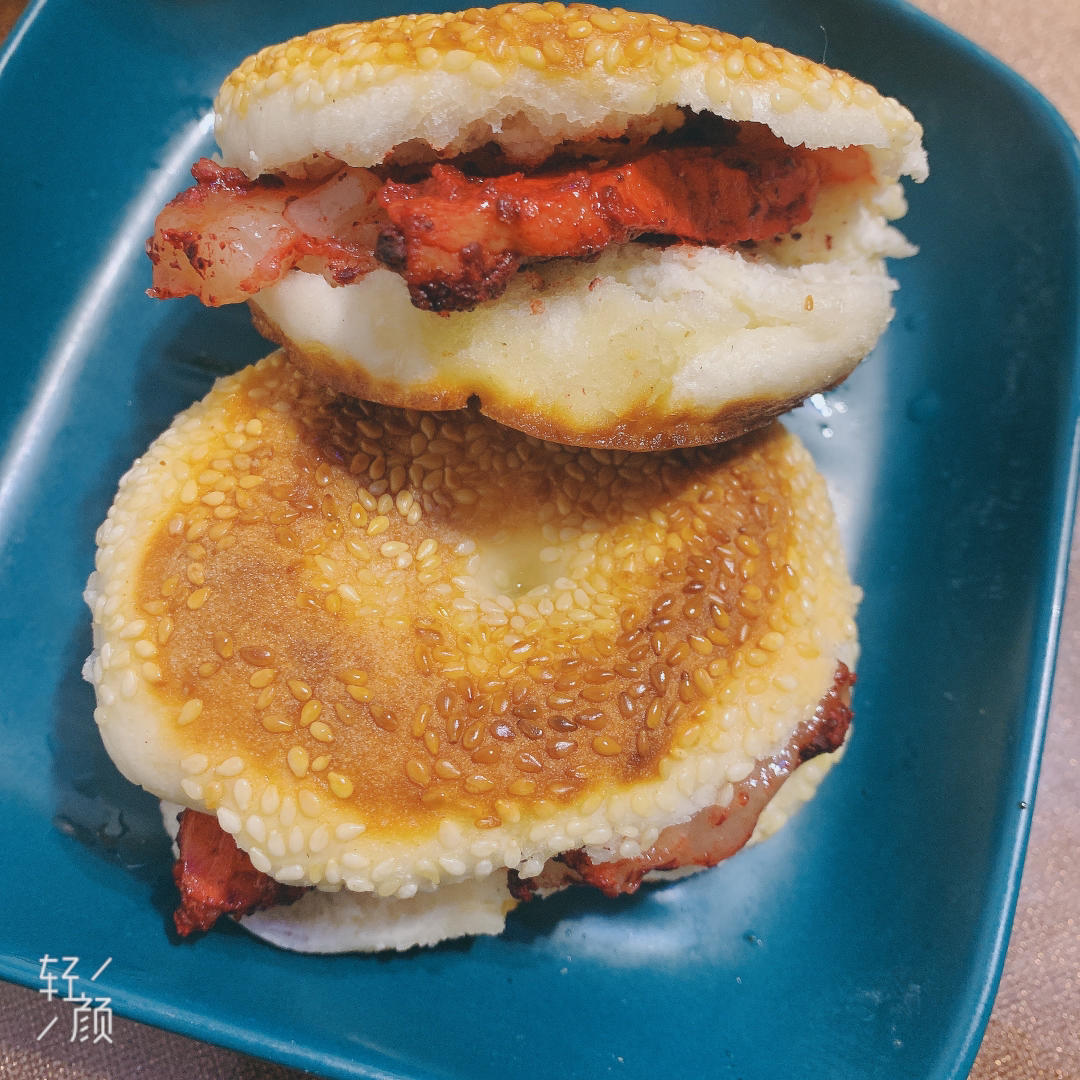 茉茉55做的福州光饼夹红糟肉