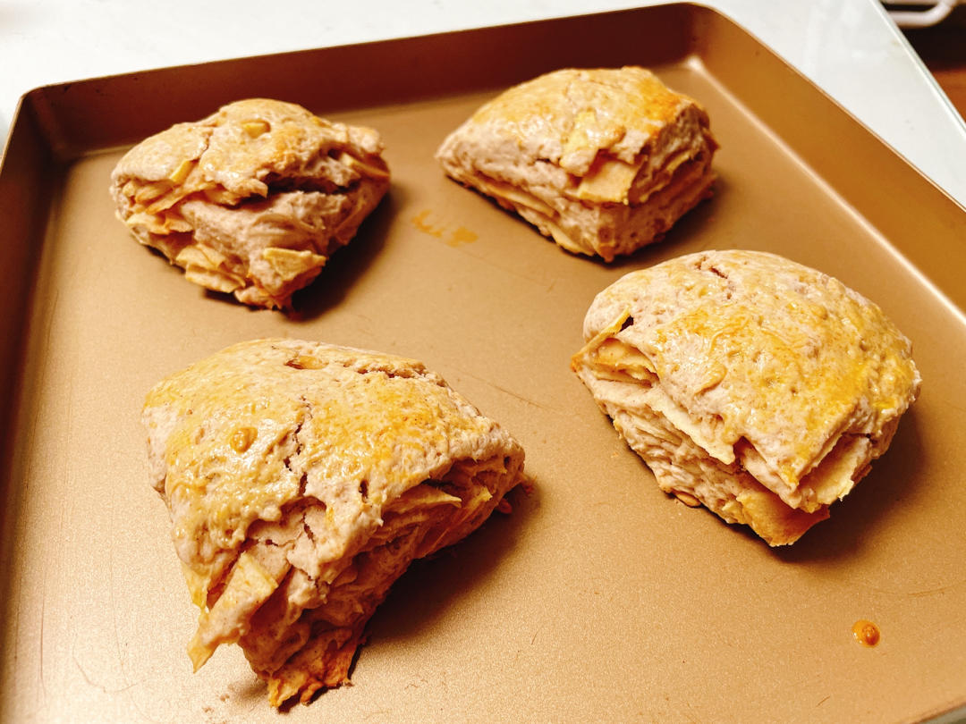 苹果肉桂司康 Apple Cinnamon Scone