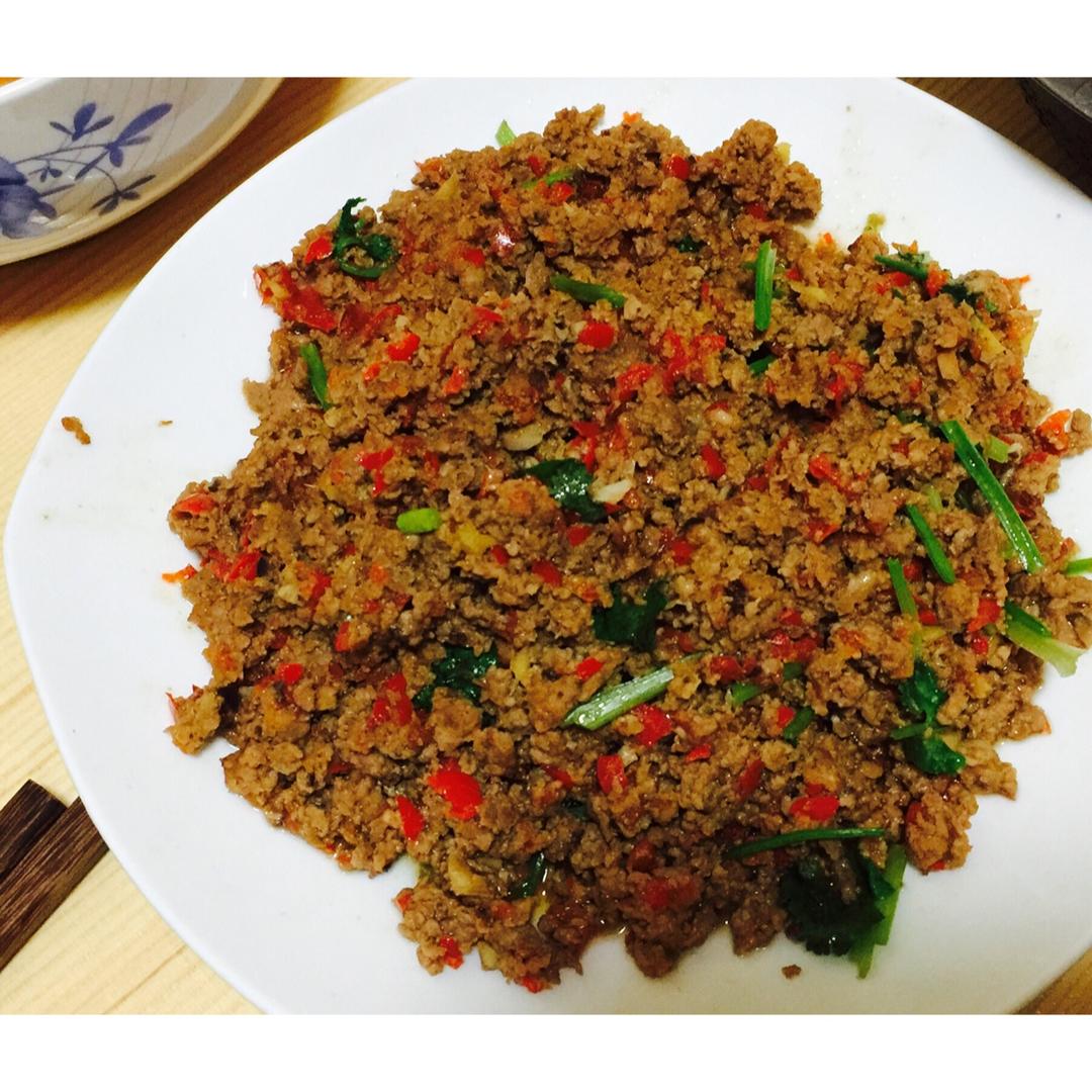 napipi做的超下饭的洋葱牛肉!