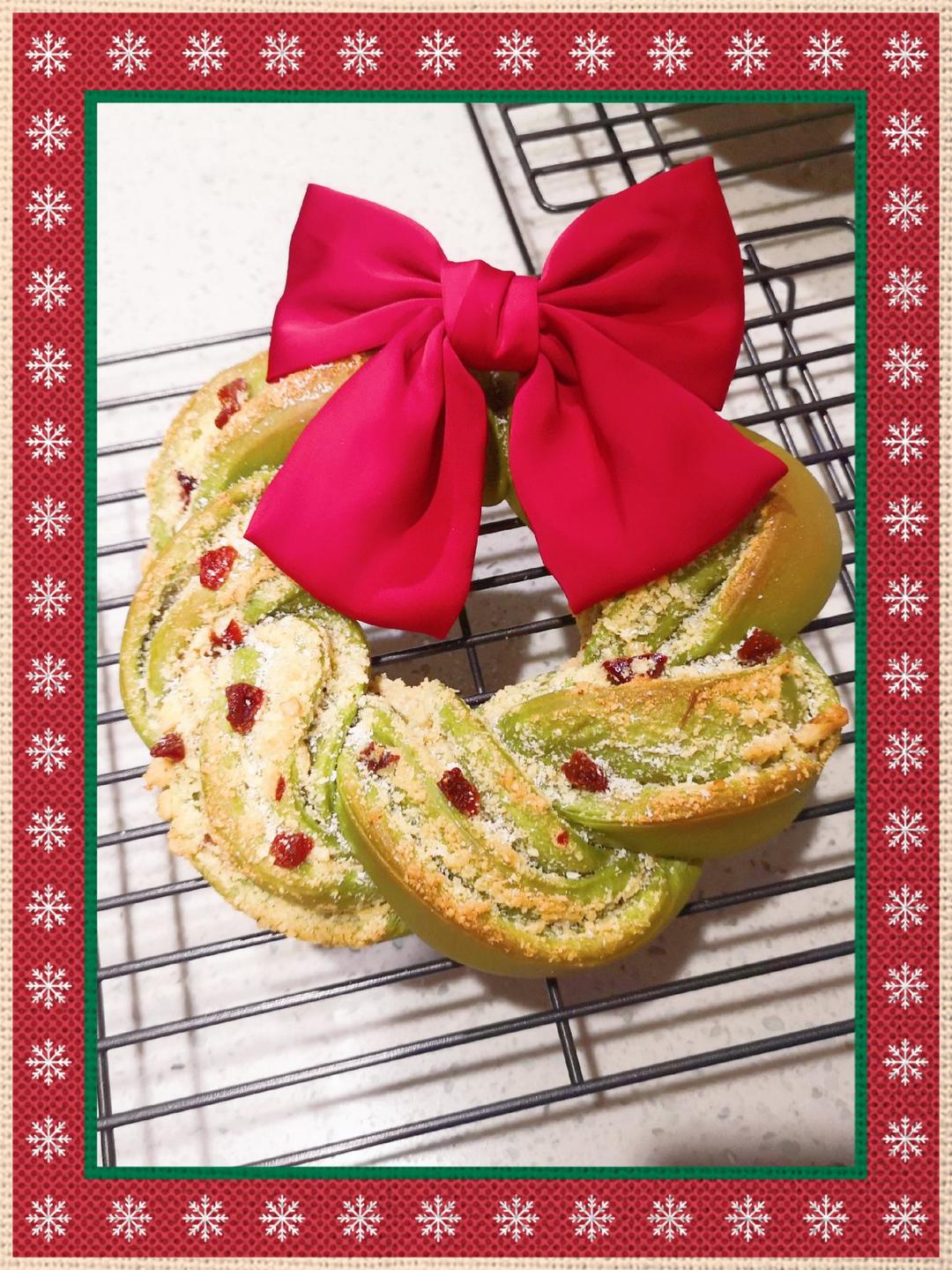 抹茶蔓越莓花环面包