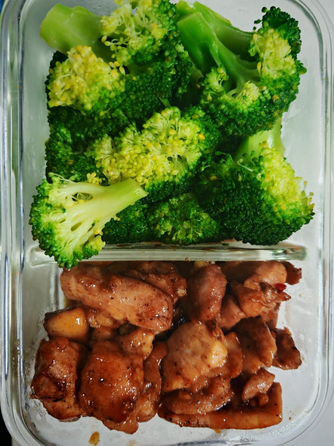 蒜香蜜汁鸡腿肉