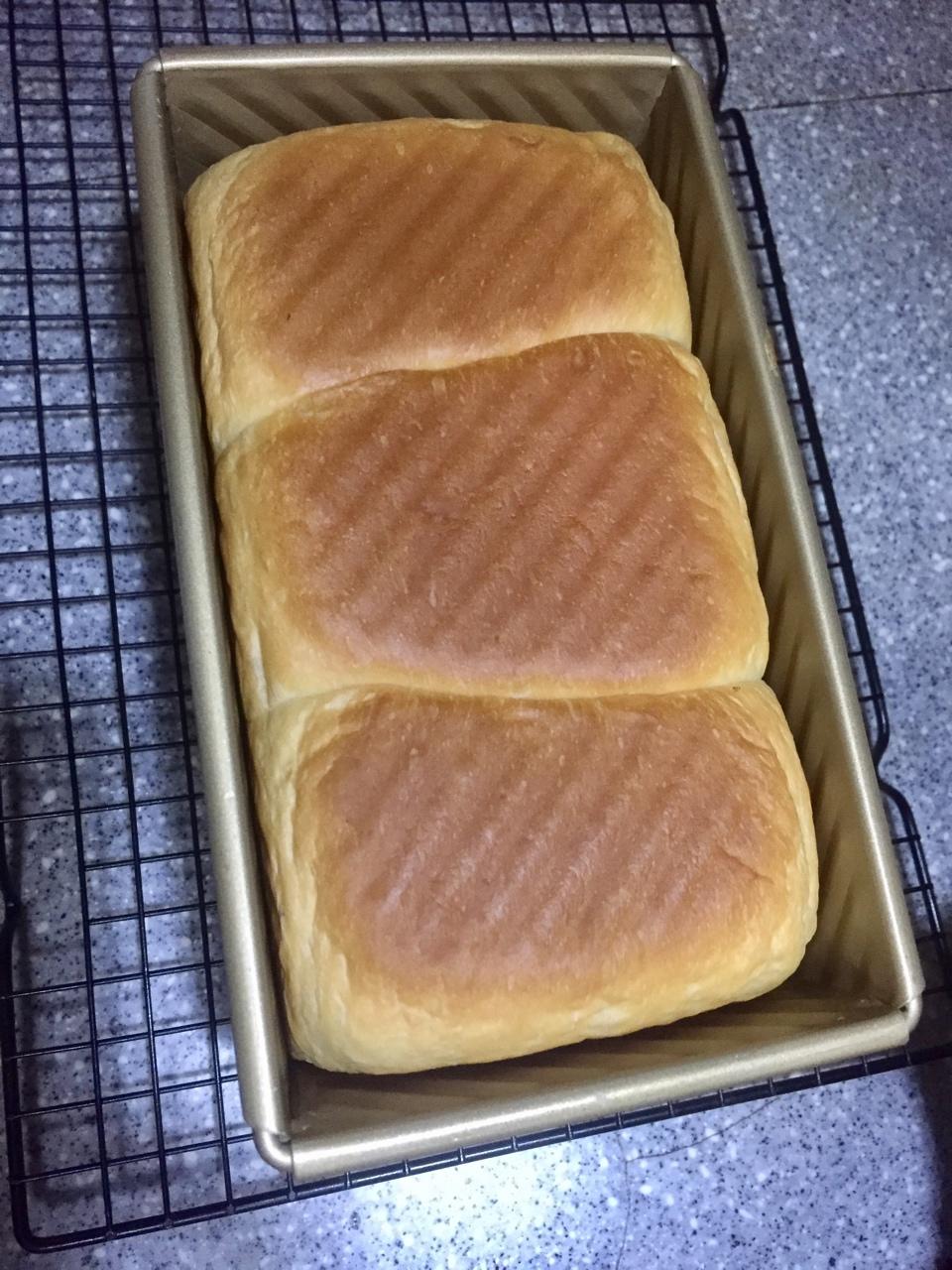 夺命软吐司(๑´ڡ`๑)超软拉丝极速方便的一次发酵吐司