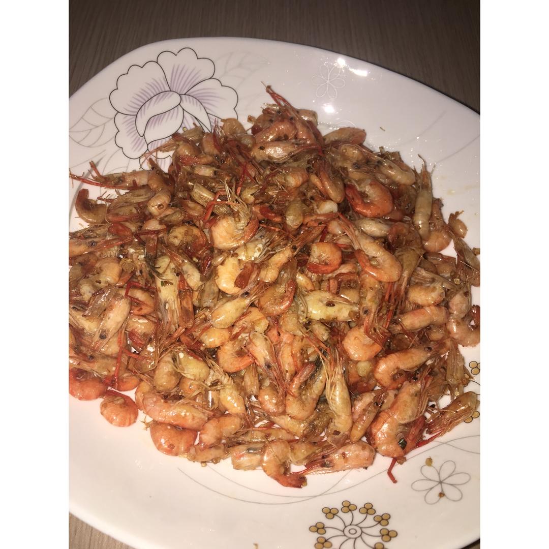 油爆小河虾