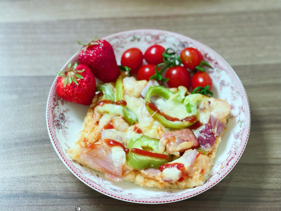 含宣软饼皮做法、自己在家也能做出馅料十足、超拉丝的美味诱人披萨