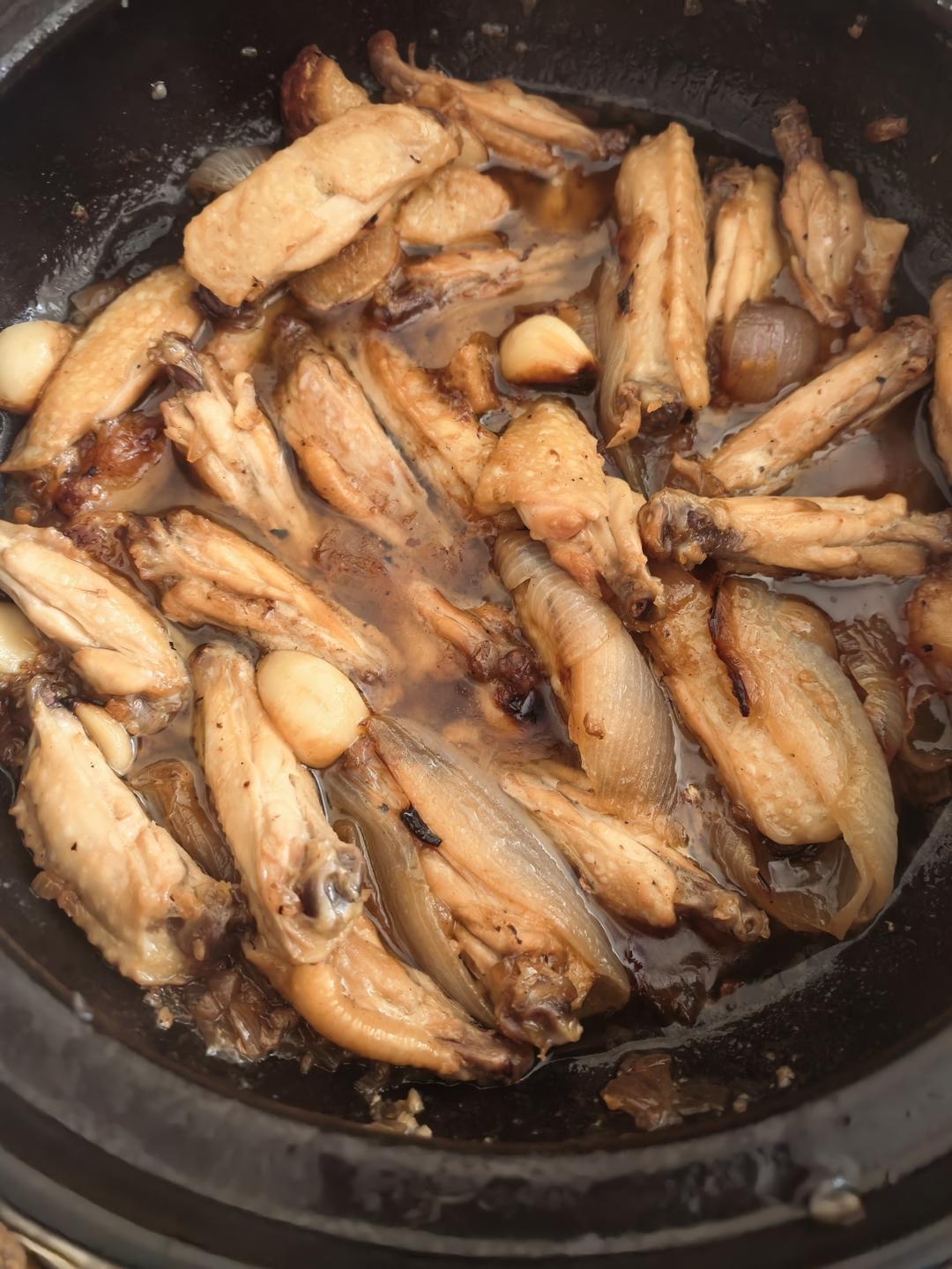 香味十足的沙姜鸡煲