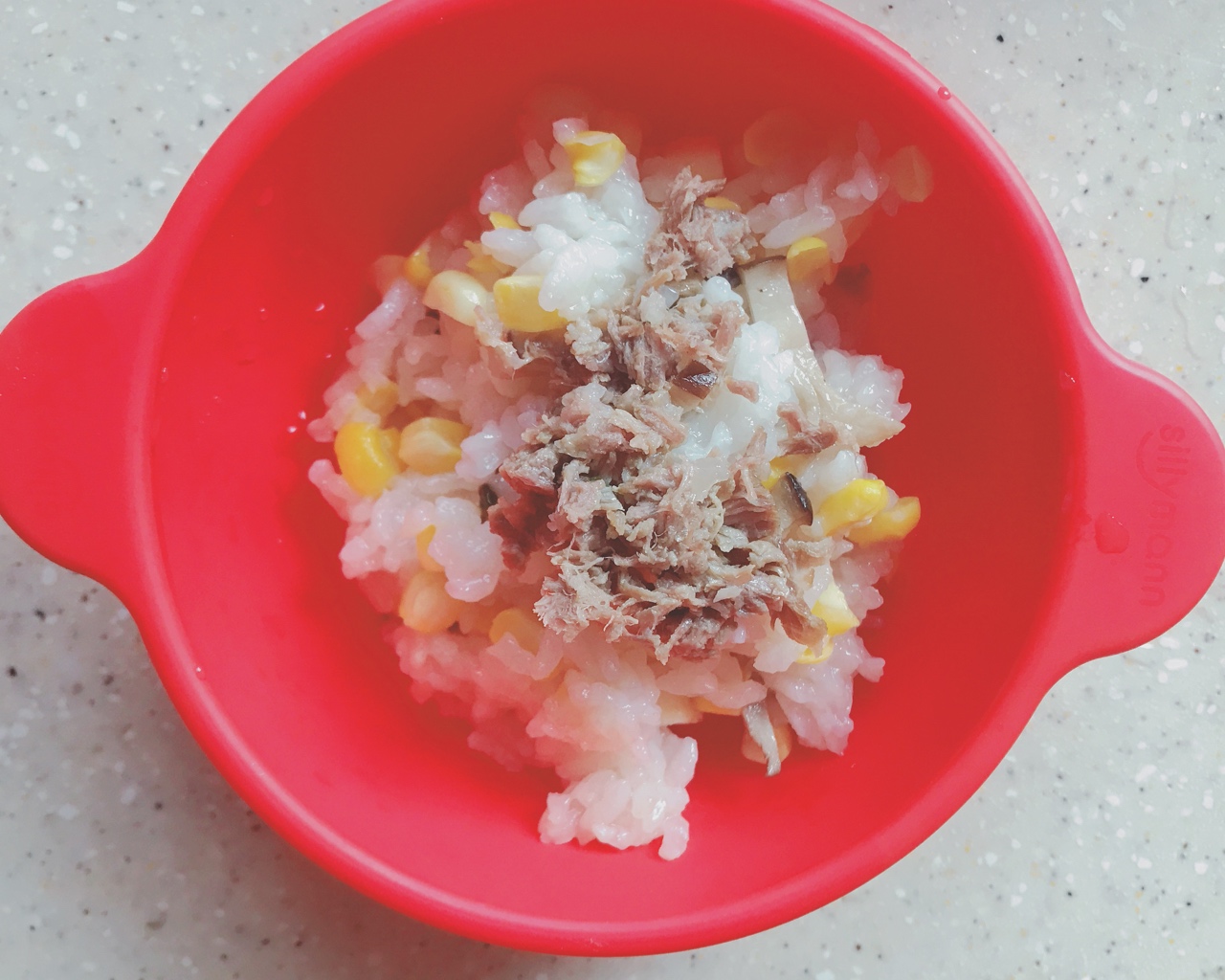辅食➖排骨香菇玉米焖饭的做法