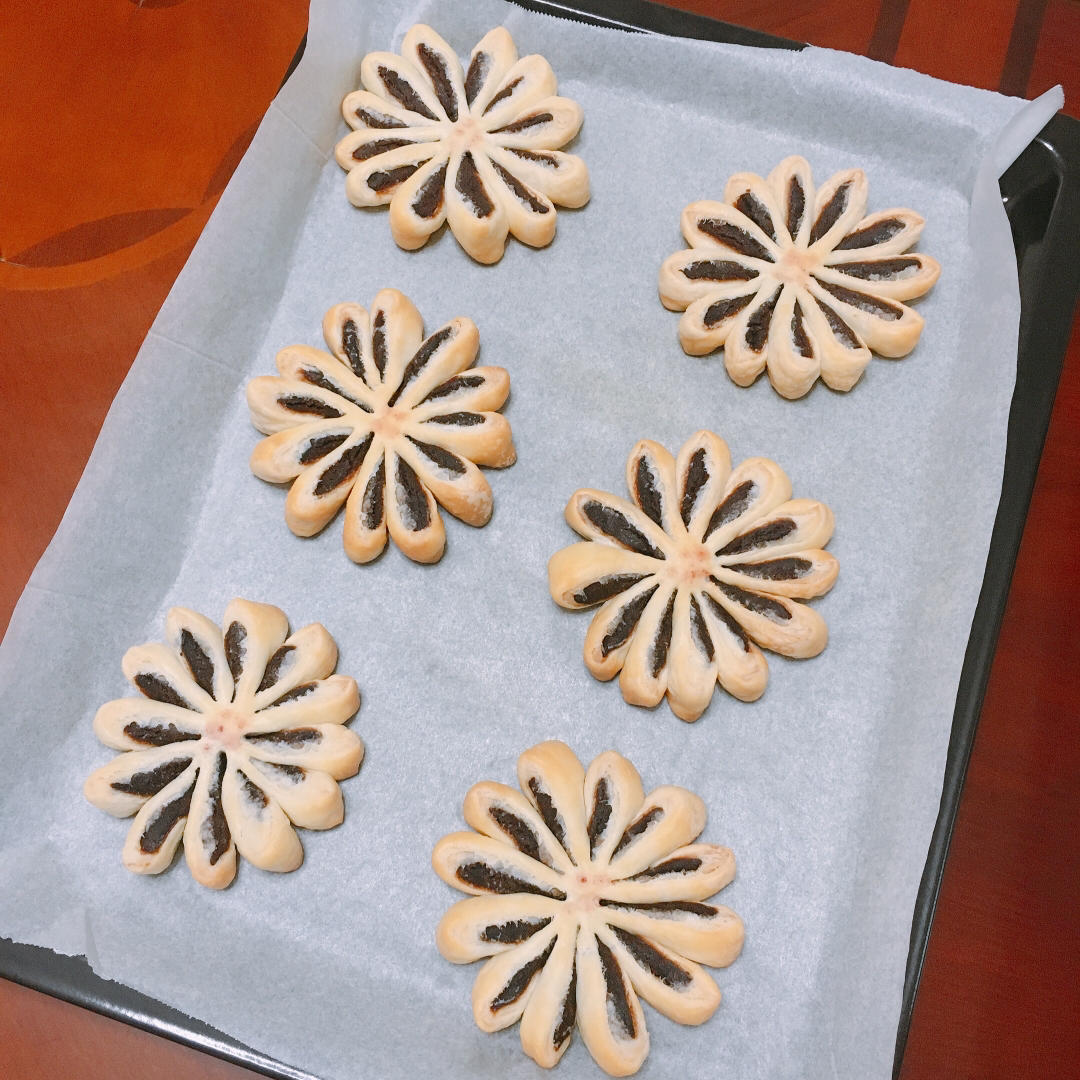 枣花酥，枣泥菊花酥