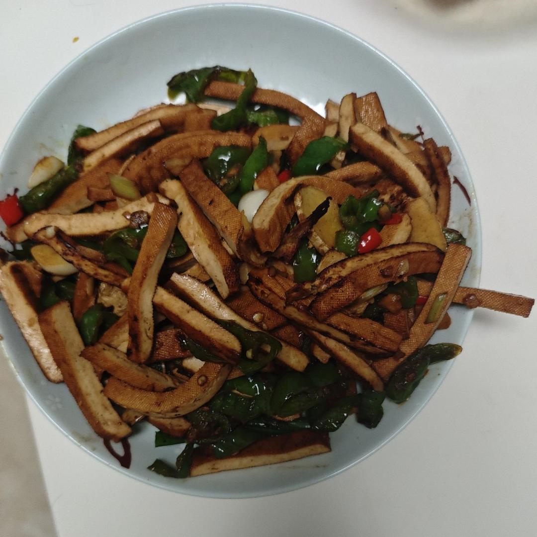 青椒炒豆干