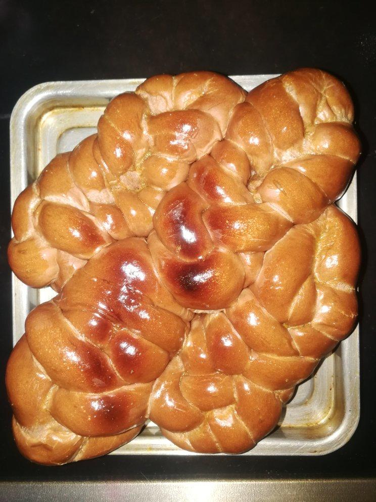 大人小孩都爱不释口的【蜂蜜牛奶小餐包】