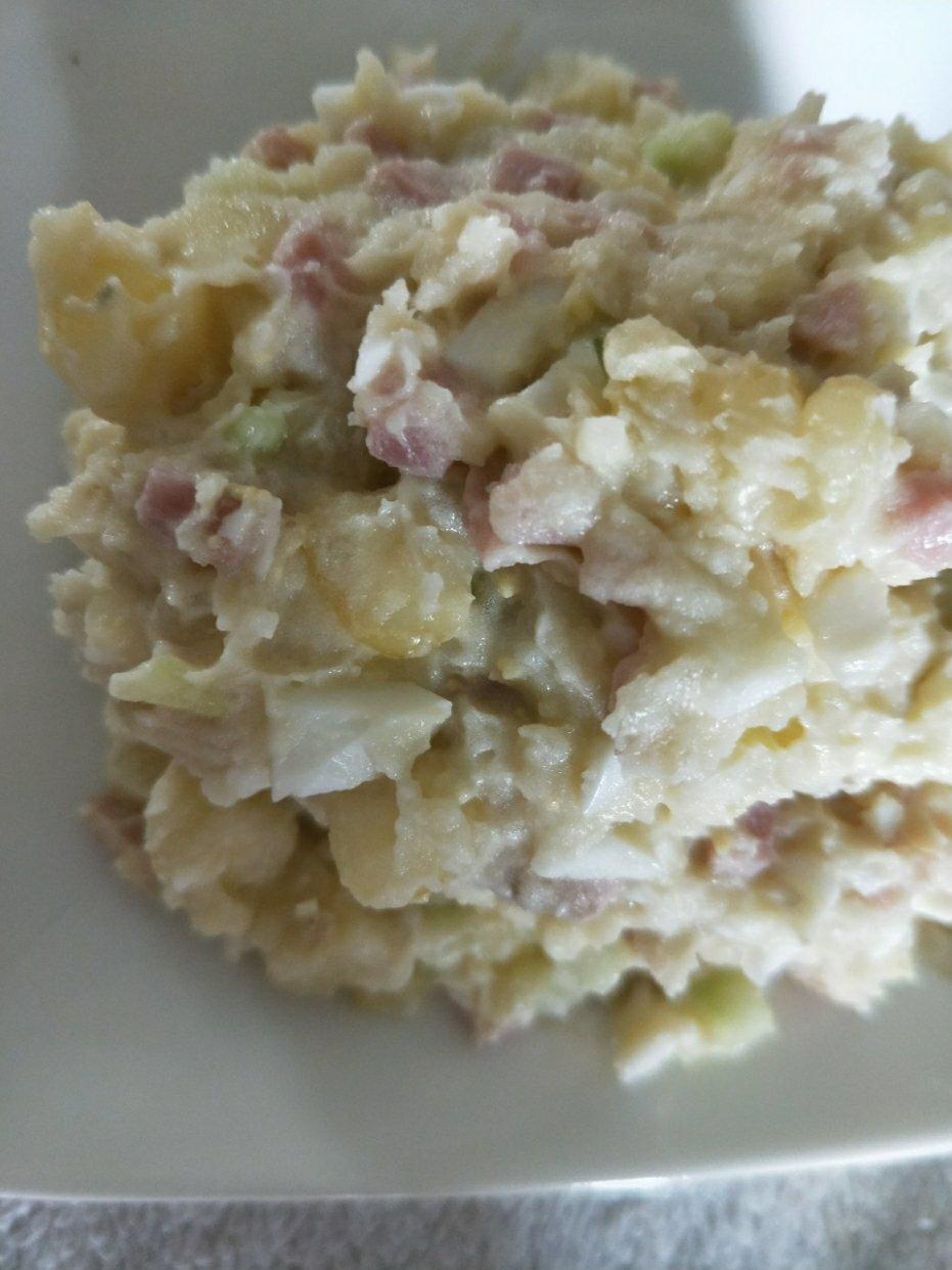 用料很足の土豆泥沙拉