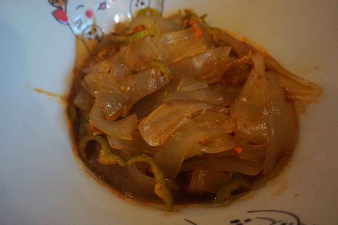 小叶子穿花裤的日常