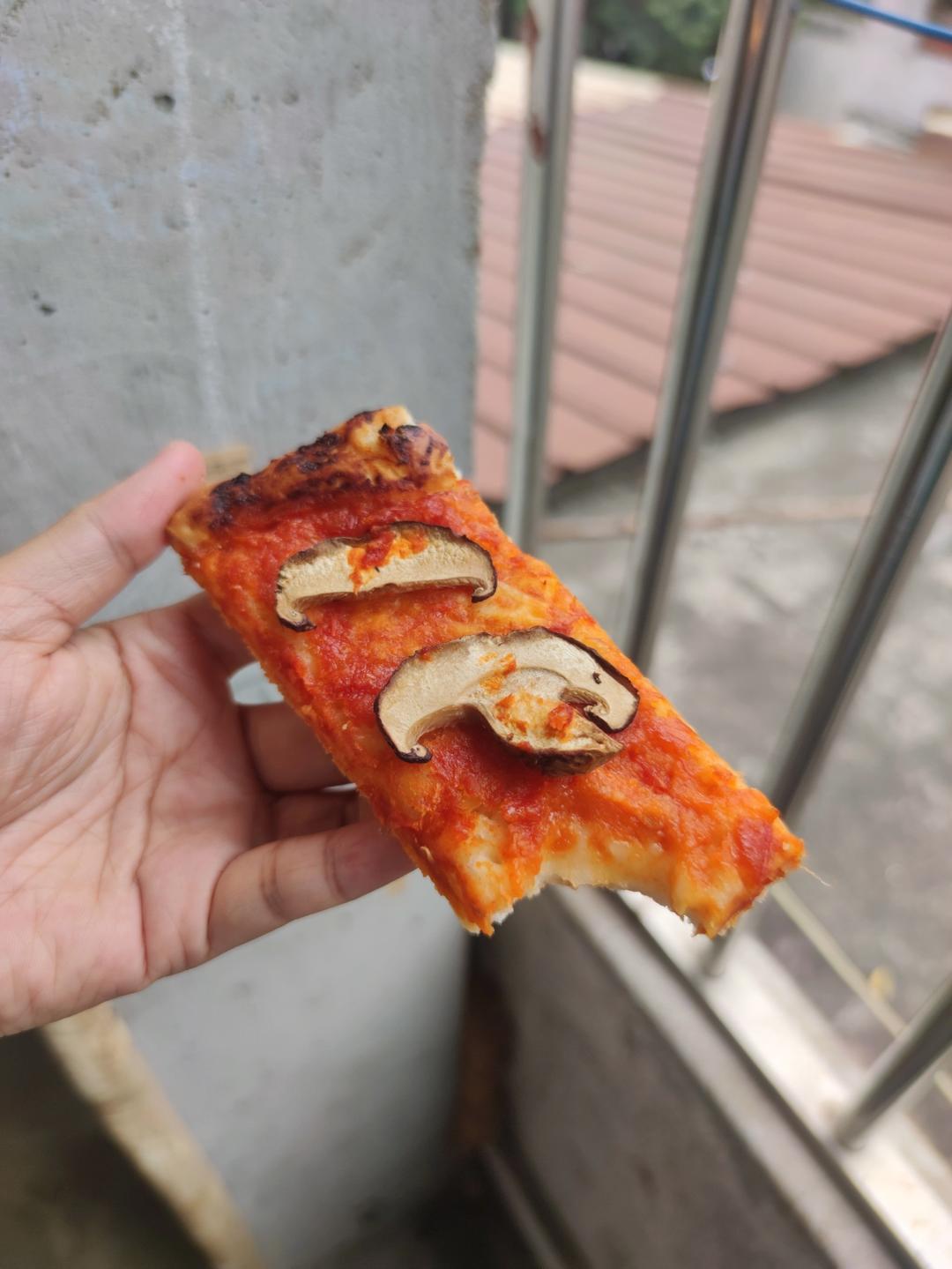 被惊艳到❗️一口爱上❗️超薄玛格丽特披萨🍕