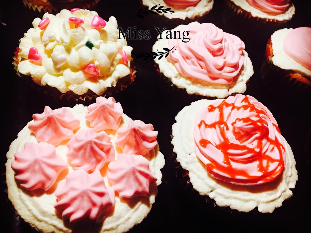 鲜奶油戚风杯子蛋糕（纸杯蛋糕）