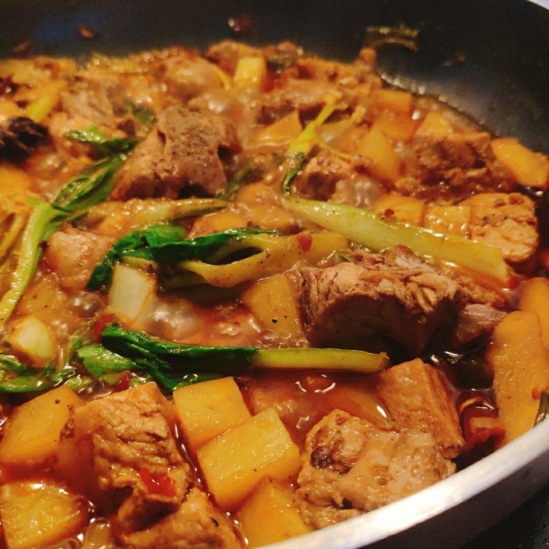 土豆炖排骨