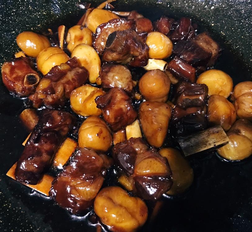 板栗烧排骨