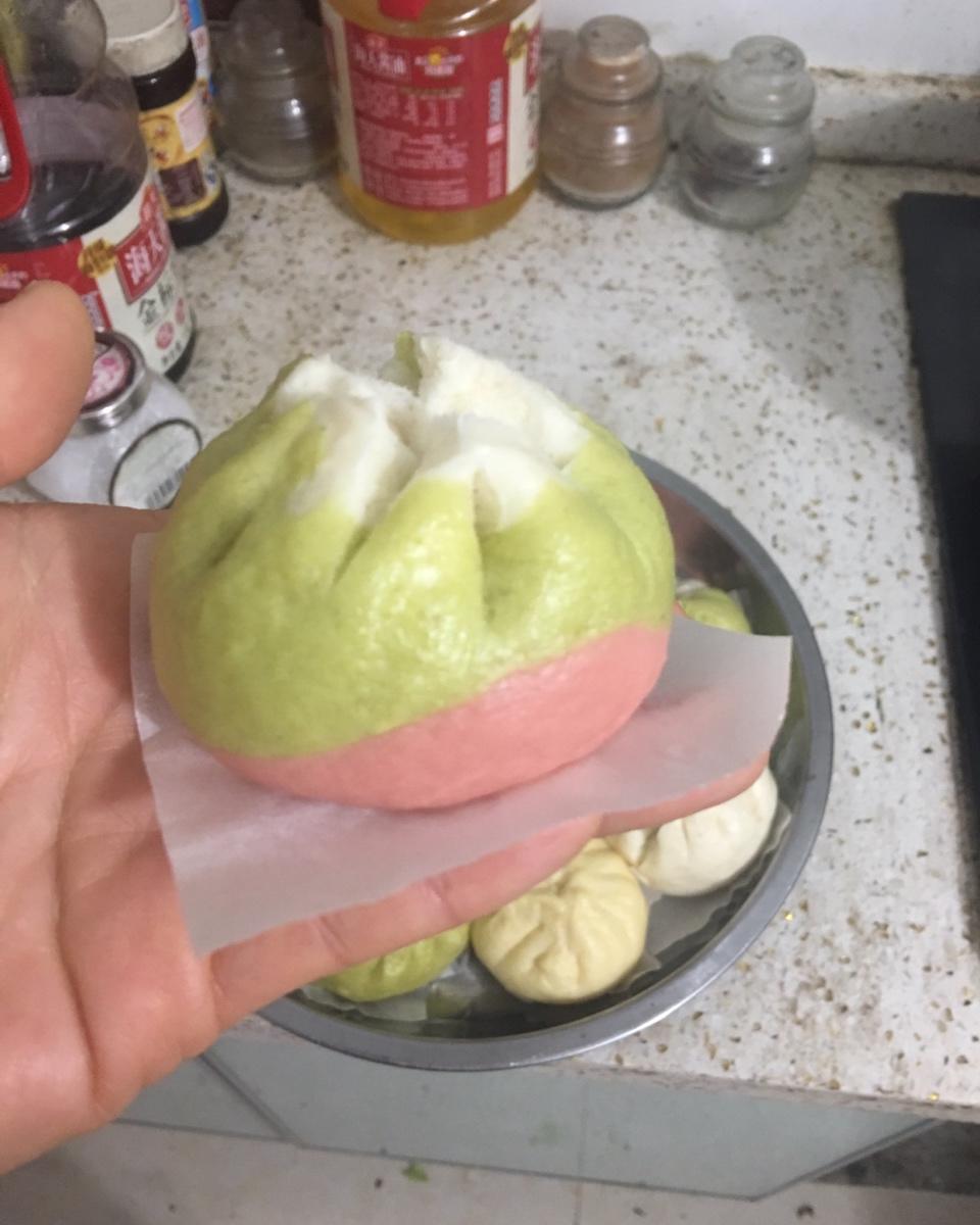 五彩奶香豆沙小馒头