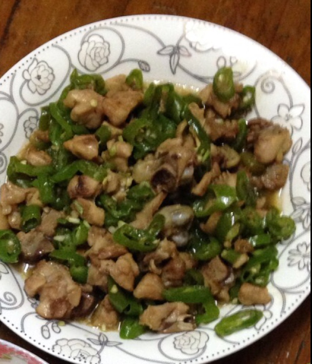 尖椒鸡腿