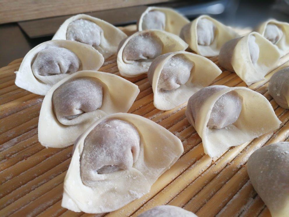 元宝馄饨的包法
