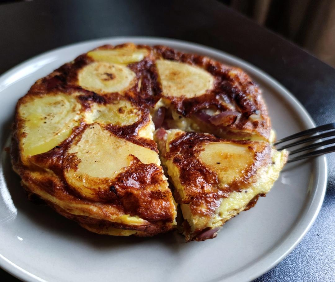 【蛋蛋去哪了】超容易上手的西班牙马铃薯烘蛋Tortilla de patatas