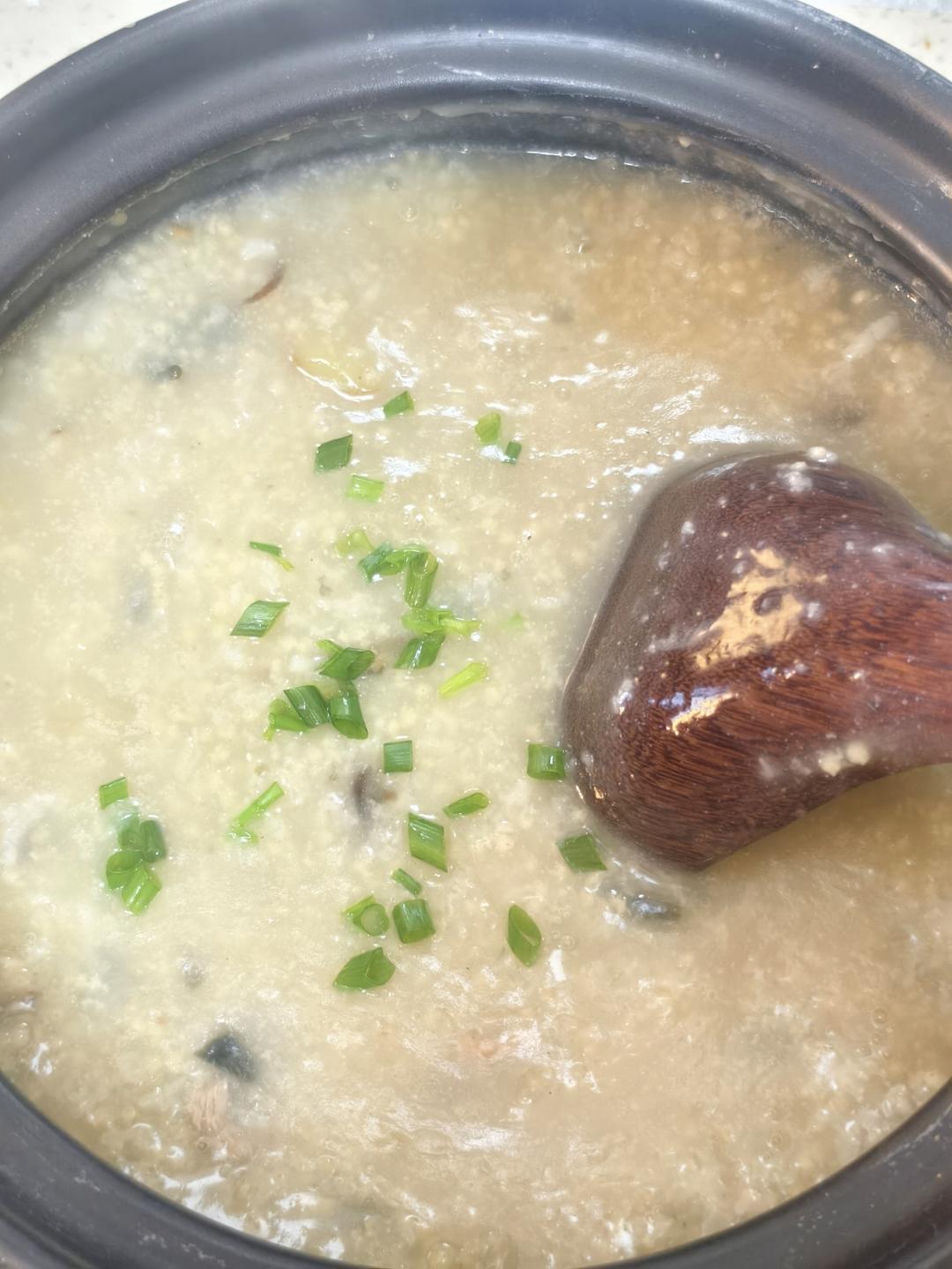 十五分钟快手之香滑皮蛋瘦肉粥(附五分钟电饭煲电压力锅更快捷方法)