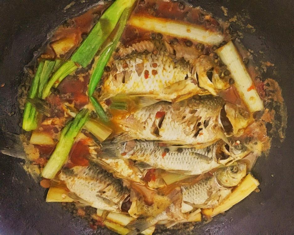 麻麻辣辣 豆瓣水煮鲫鱼