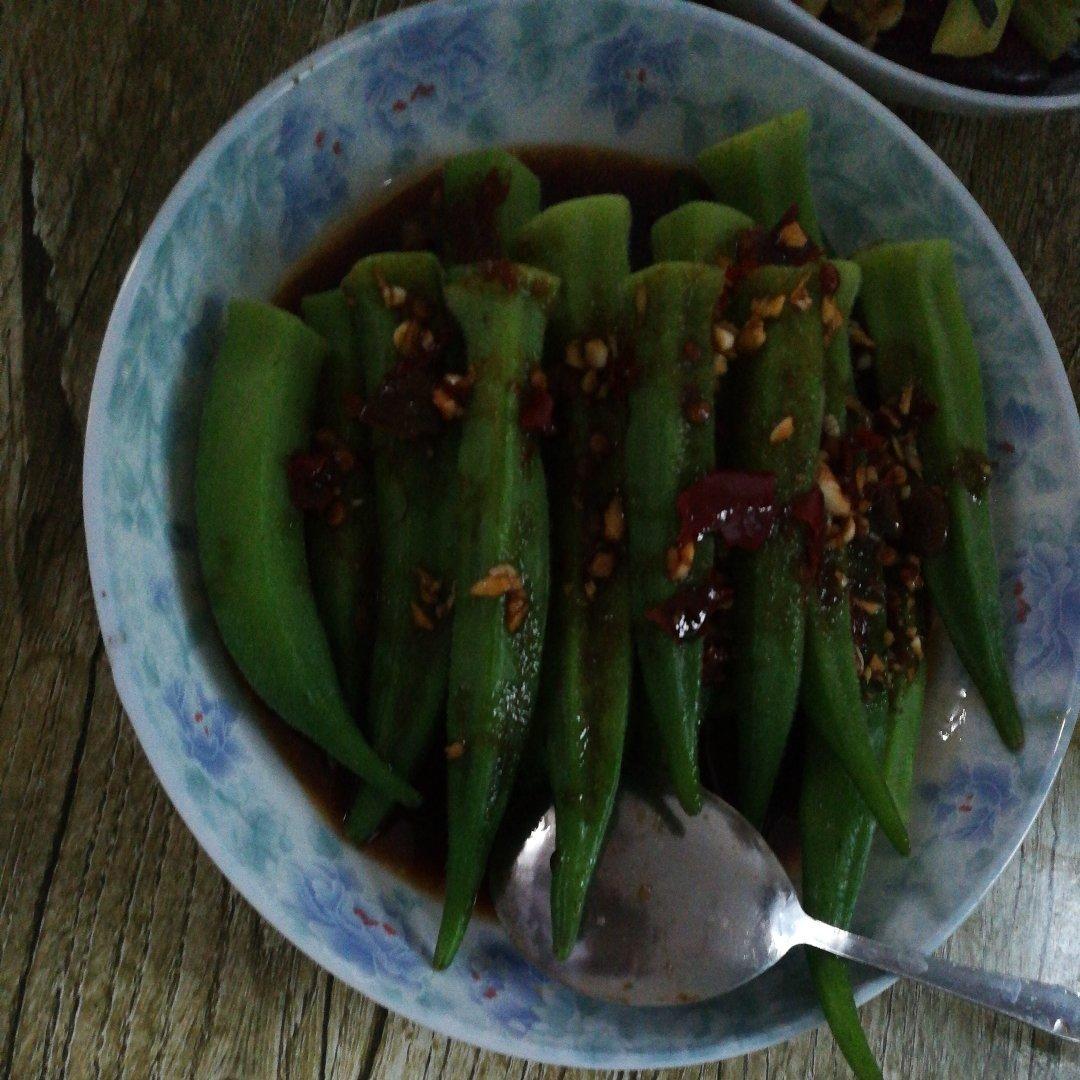 10分钟凉拌秋葵