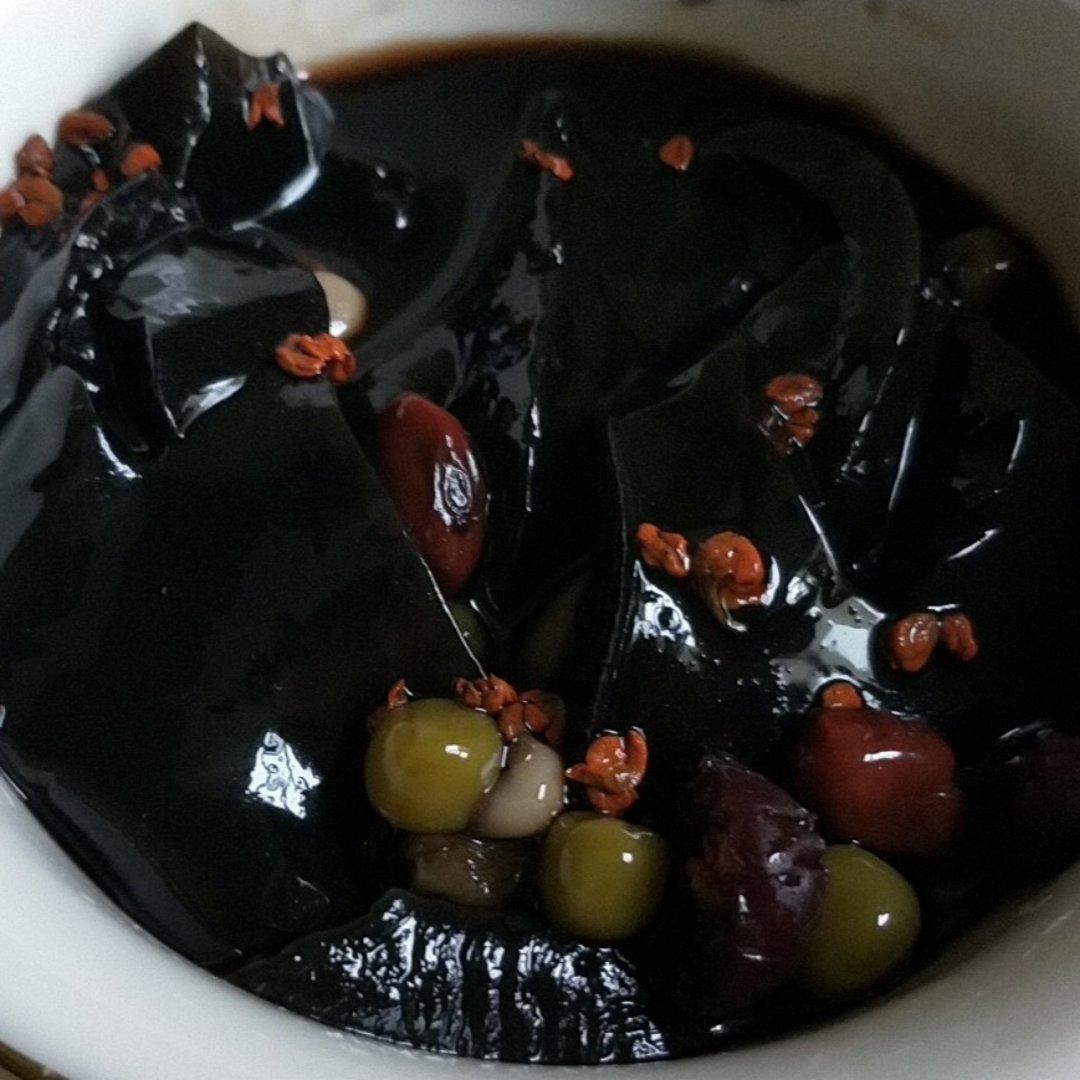 黑凉粉