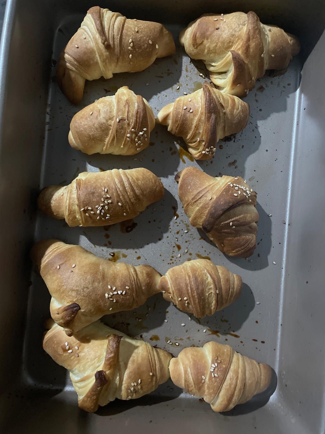 香酥泡乎牛角包•想不到这样处理面团吧‼️一次发酵