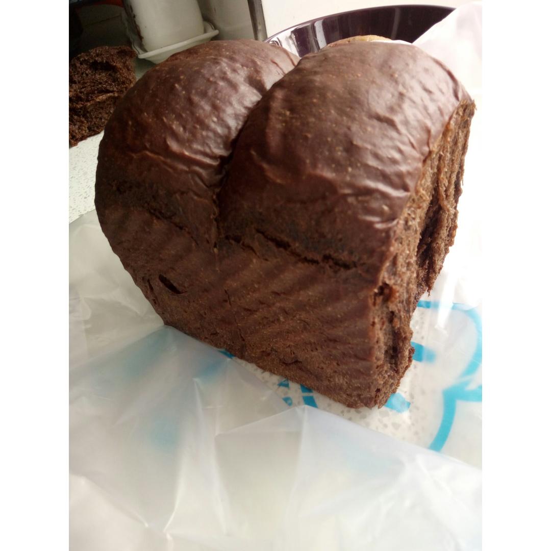 双倍浓郁的可可巧克力吐司