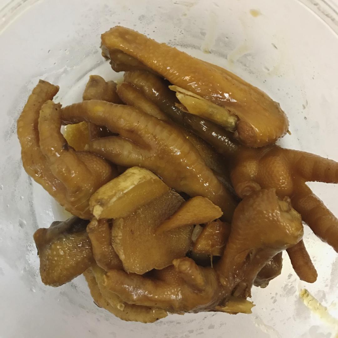 电饭锅焖鸡爪鸡翅