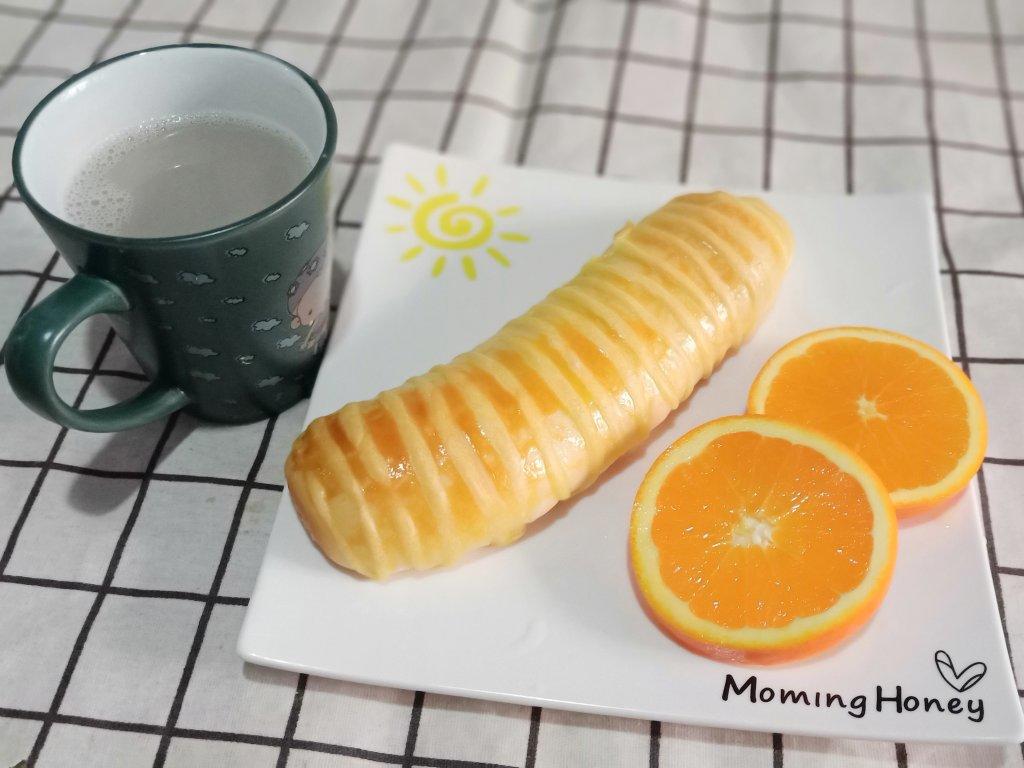 面包房里最受欢迎的毛毛虫面包