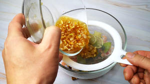 清爽酸辣的泰式青柠虾的做法 步骤7