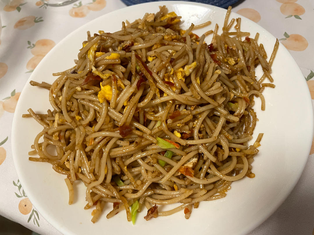 随意鸡蛋饼-有什么放什么的简易鸡蛋饼好吃到飞起