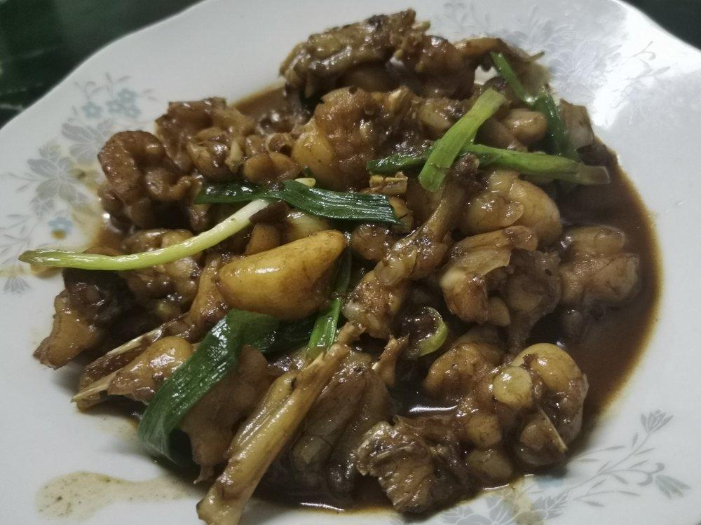 【正大钱食谱】家常版酱爆牛蛙