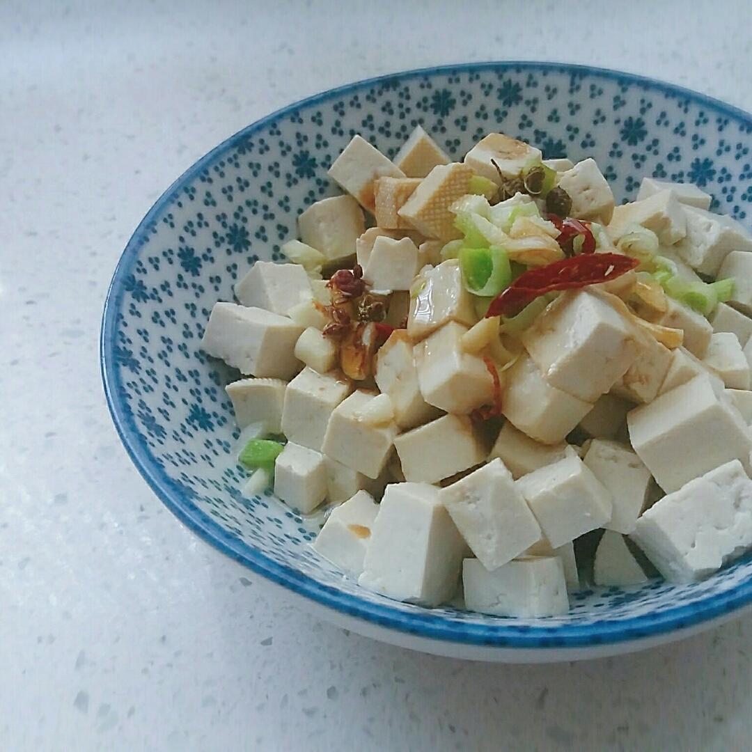 小葱拌豆腐