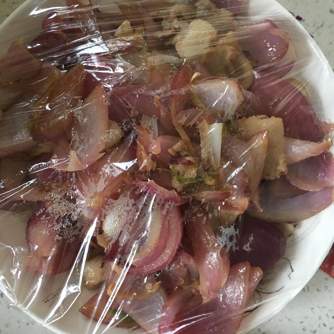 洋葱炒肉