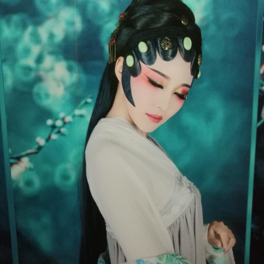 大眼皮儿双眼睛