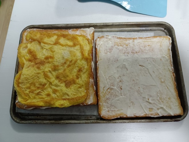 【简易鸡蛋肉松三文治吐司方包的做法步骤图】多啦多啦A_下厨房