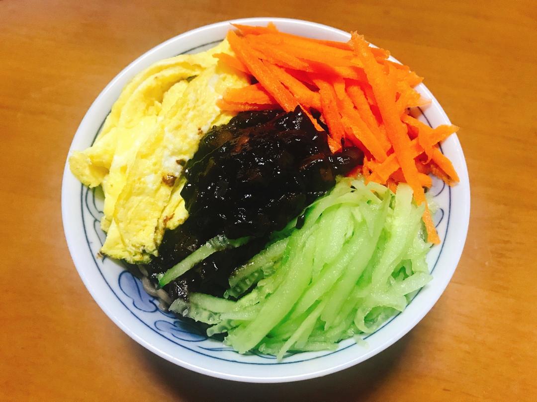 堂妈小厨——韩式炸酱面
